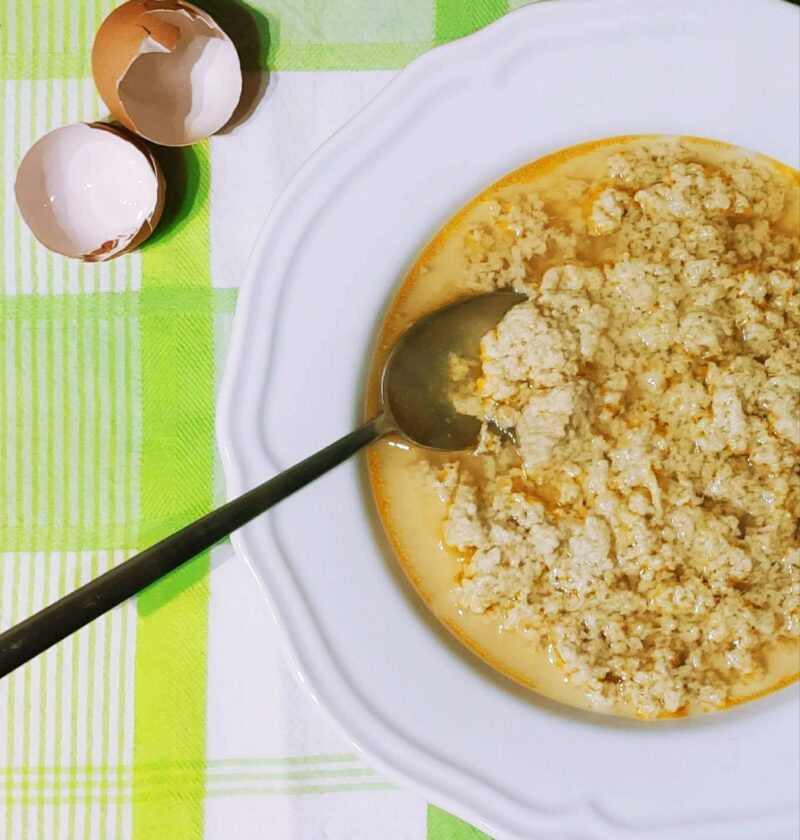 Stracciatella in brodo di tacchino